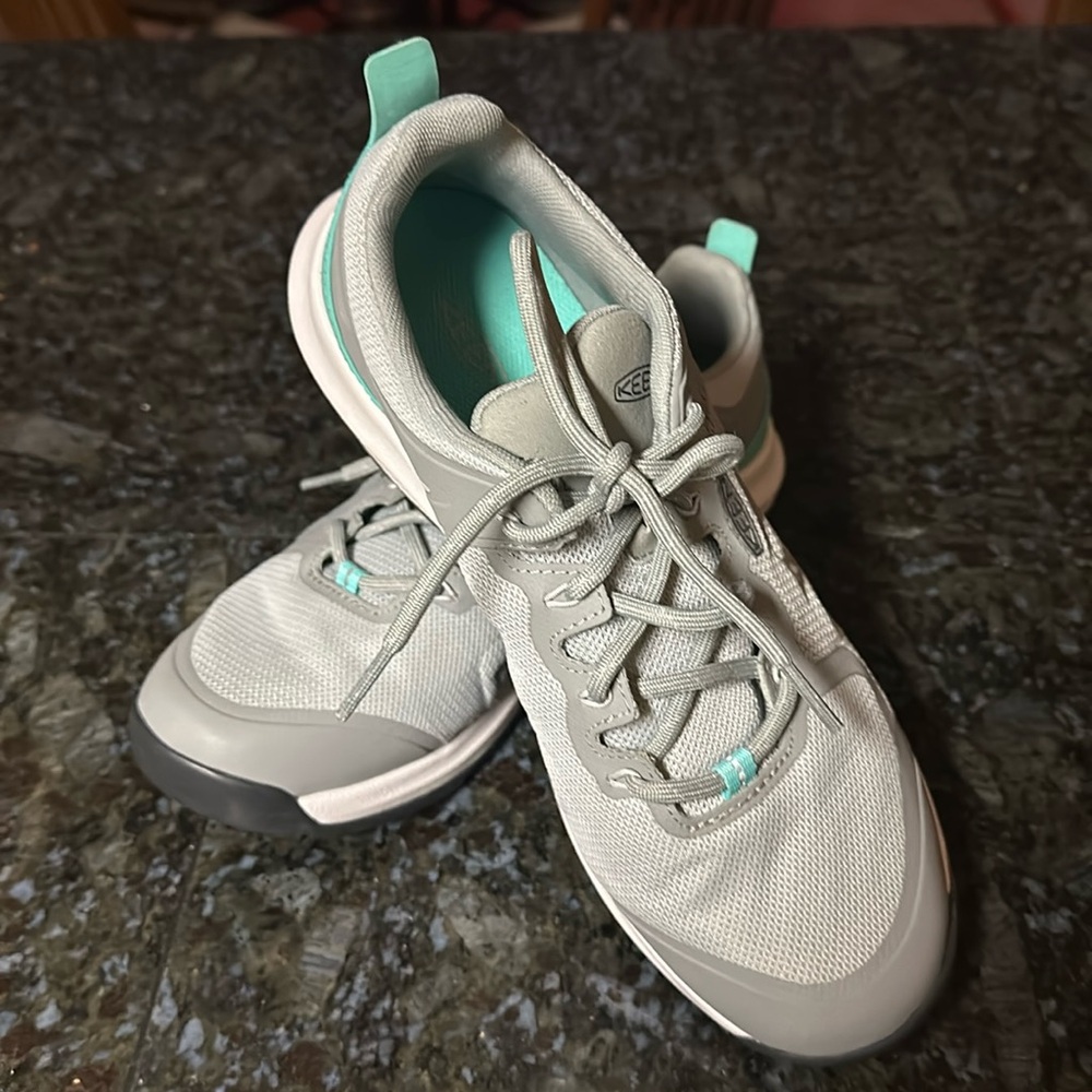 Keen Explore Vent 1023135 Size 9.5 NEW not in box